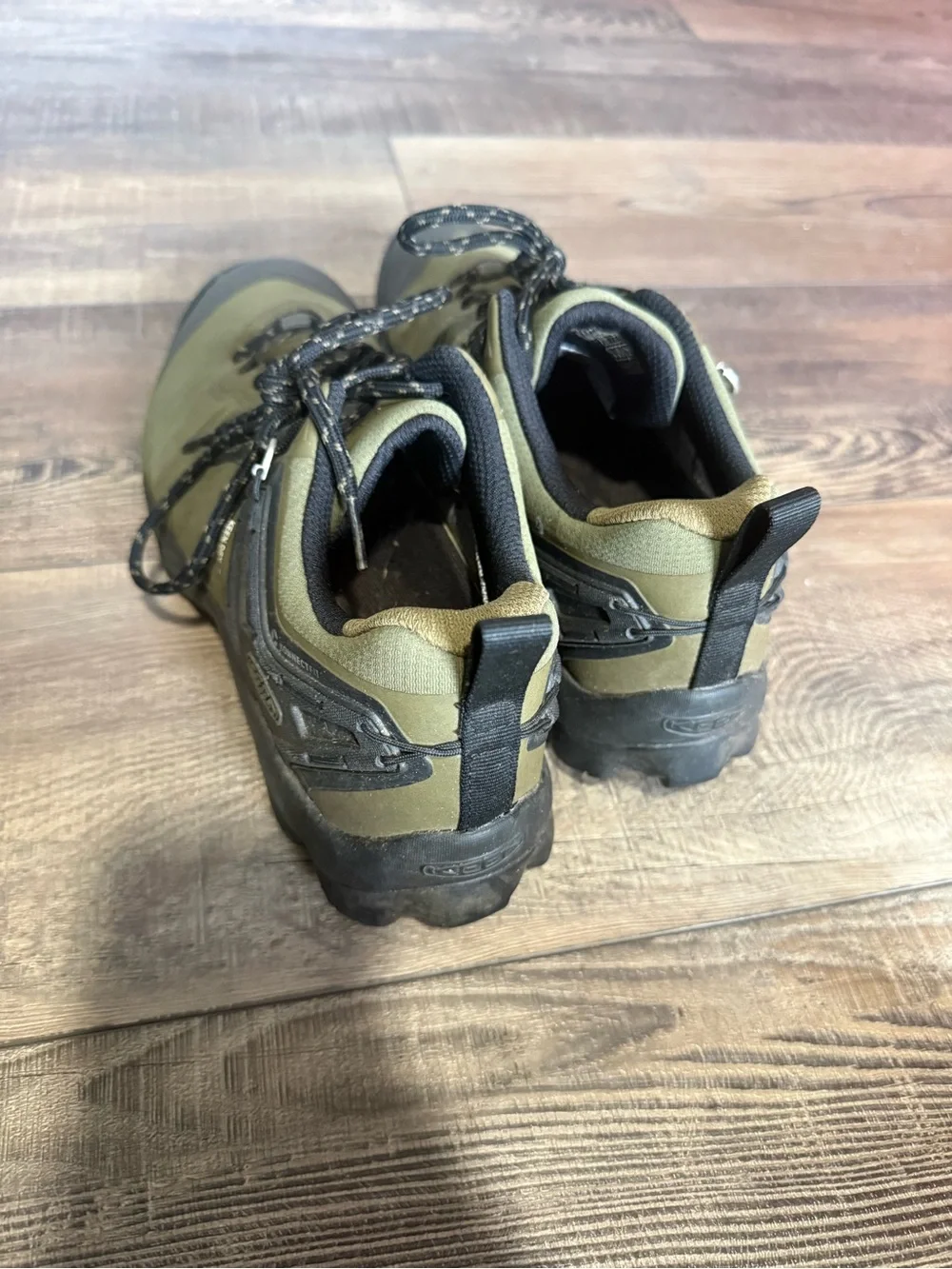 KEEN Men's Olive Green Waterproof Low-Top Hiking Shoes